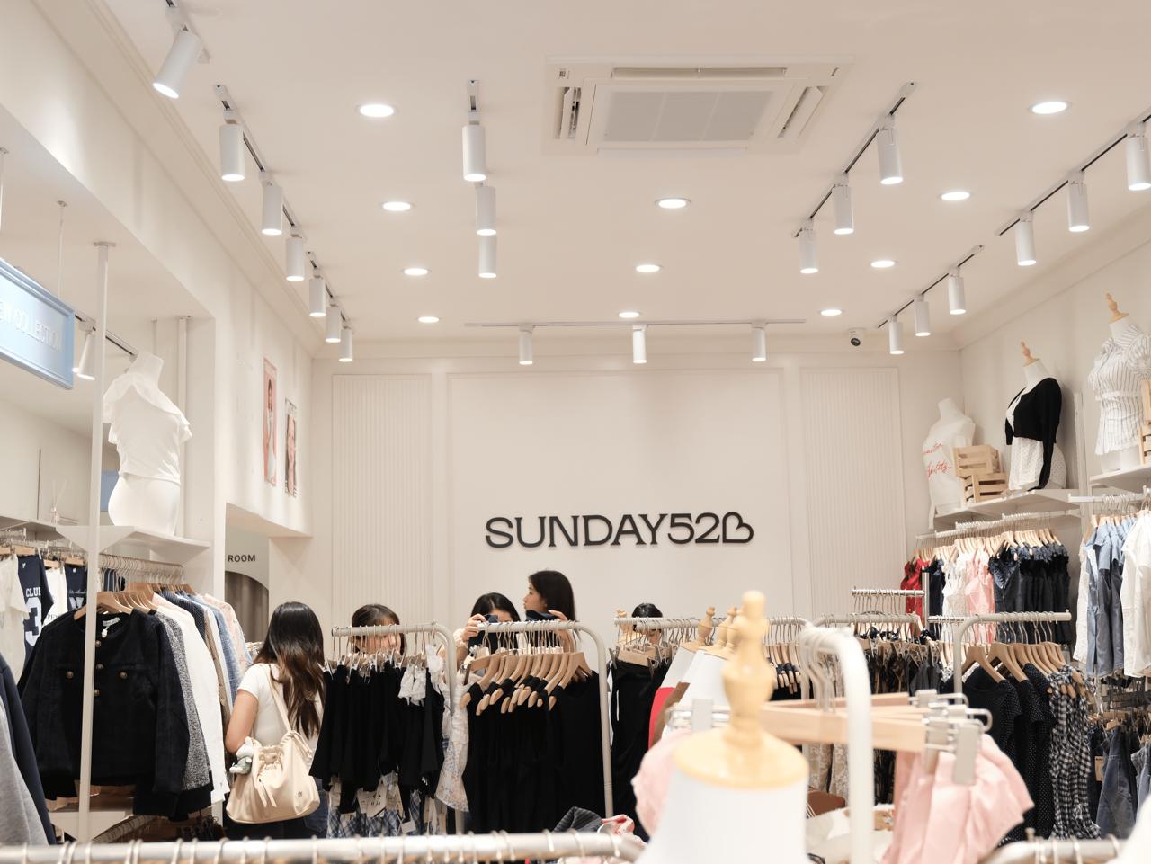 Sunday520 hero background